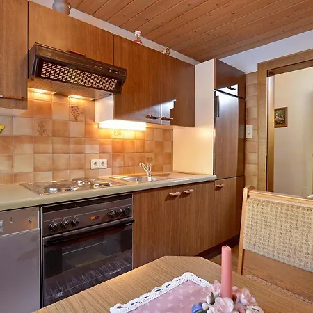 Kroell Апартаменты Элльмау