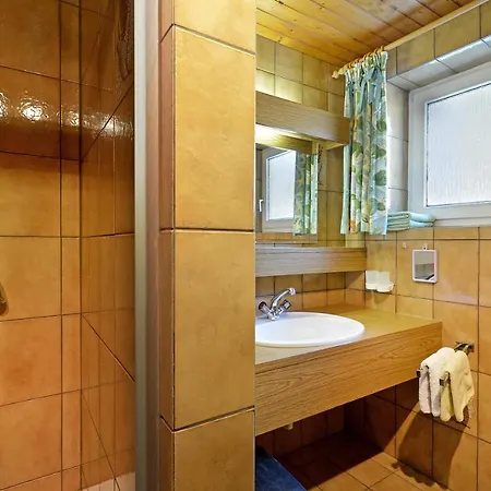 Kroell Apartment *